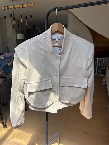 Veste bomber à épaulette