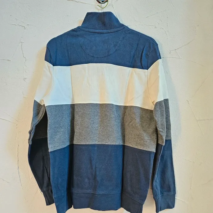 Pull col montant - photo numéro 4