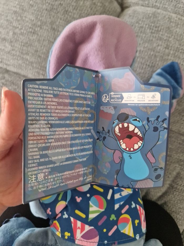Peluche Stitch édition limitée 7/12 - photo numéro 5