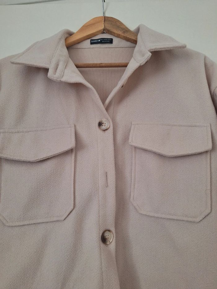 Belle chemise Shein taille 40 / 42 - photo numéro 5