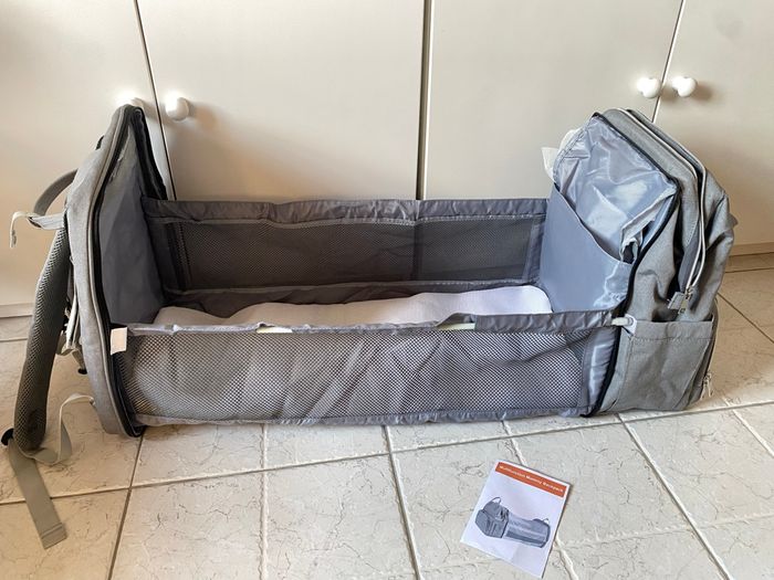 Sac à dos à langer avec lit et accroche poussette - photo numéro 5