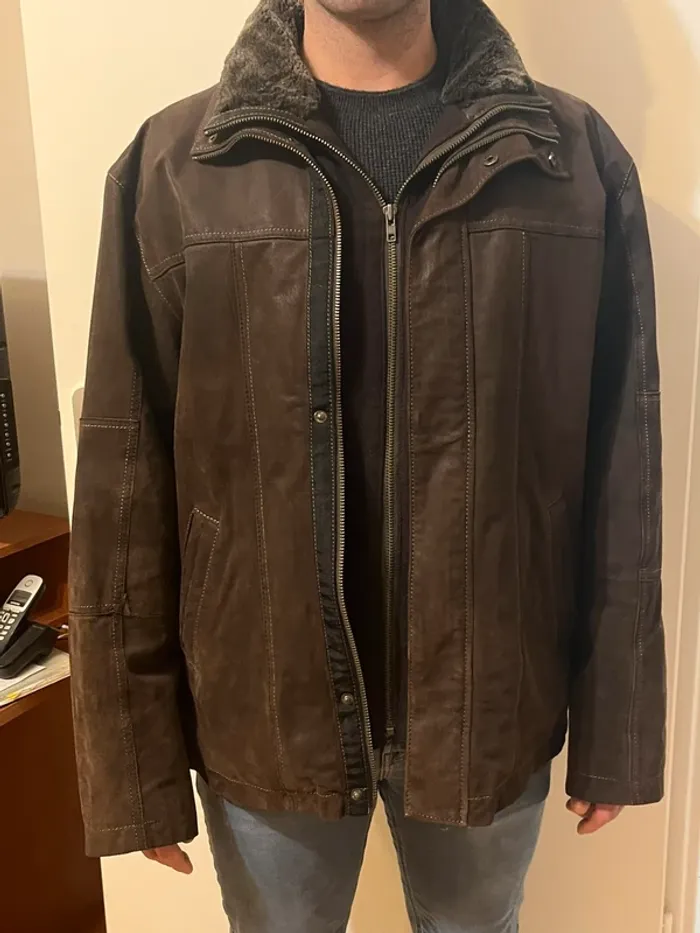 Veste en croûte de cuir