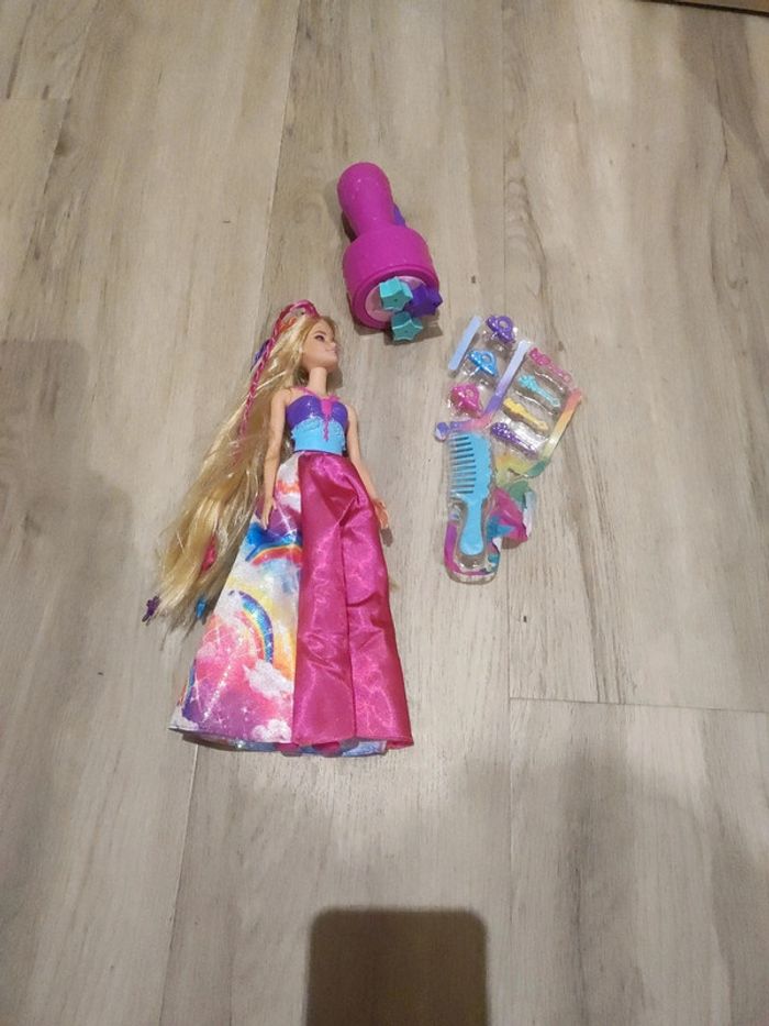 Barbie couleur tresse magique