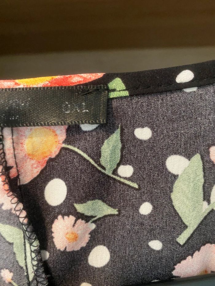 Haut à fleurs - photo numéro 4