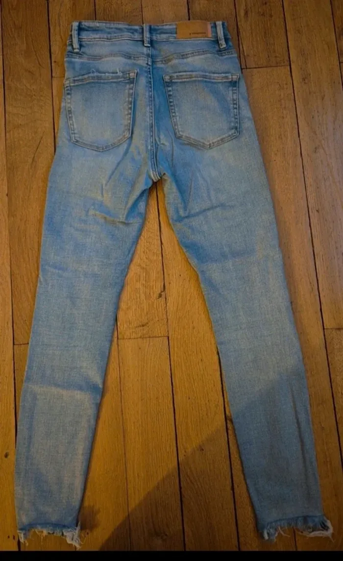 Jeans Stradivarius - photo numéro 2