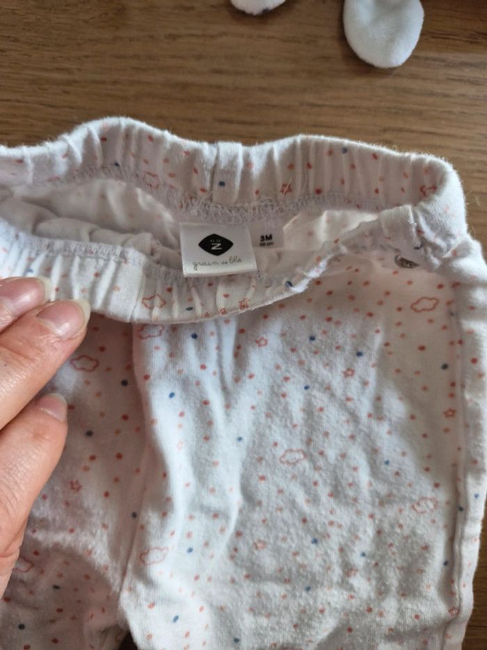 Pantalon avec pied 3 mois - photo numéro 2