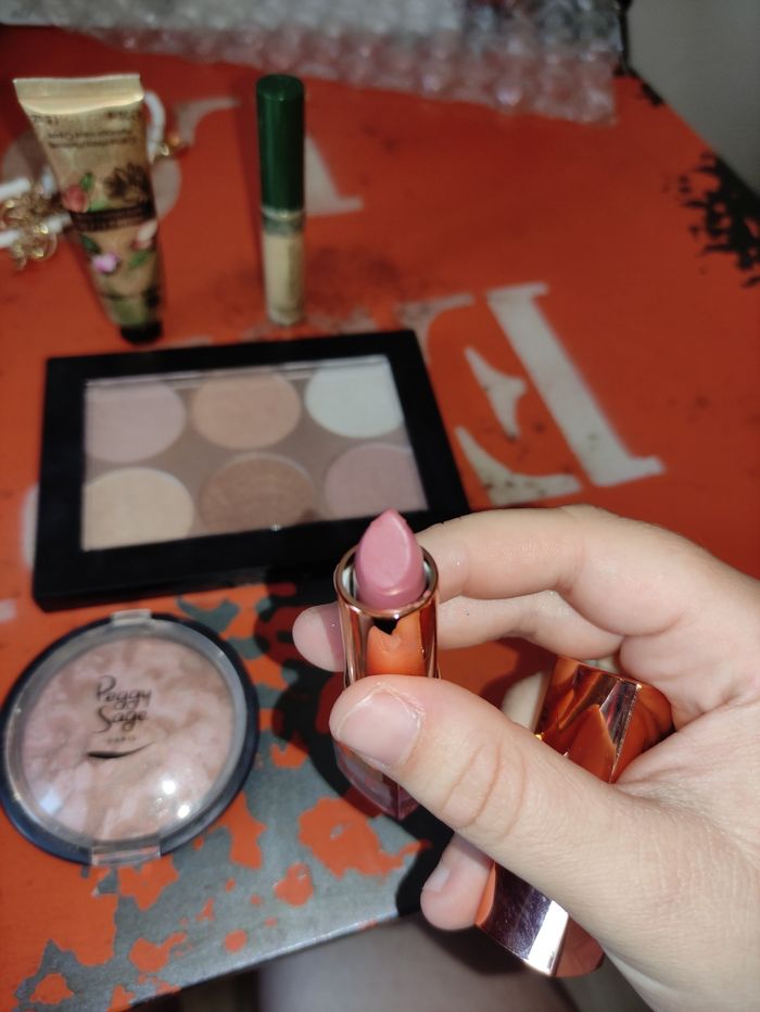 Lot maquillage/soins - photo numéro 3