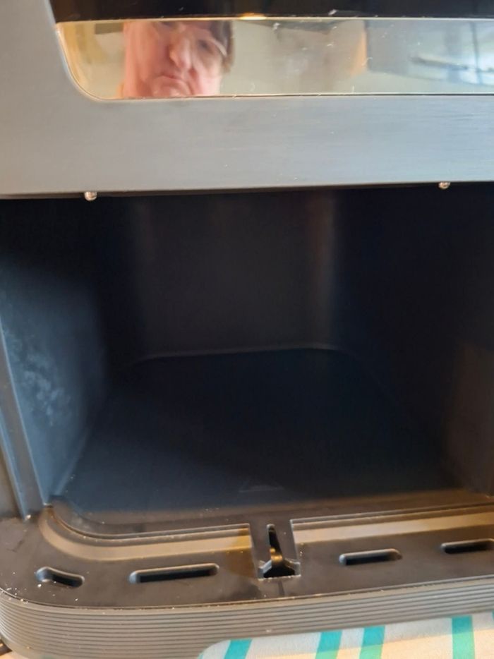 Dual easy fry moulinex 11 L neuf juste essayer
Encore garanti jusqu'au 1 novembre 2026 avec facture 
Prix 160 euro
Idéale pour cadeau Noël jai olus la boîte - photo numéro 6