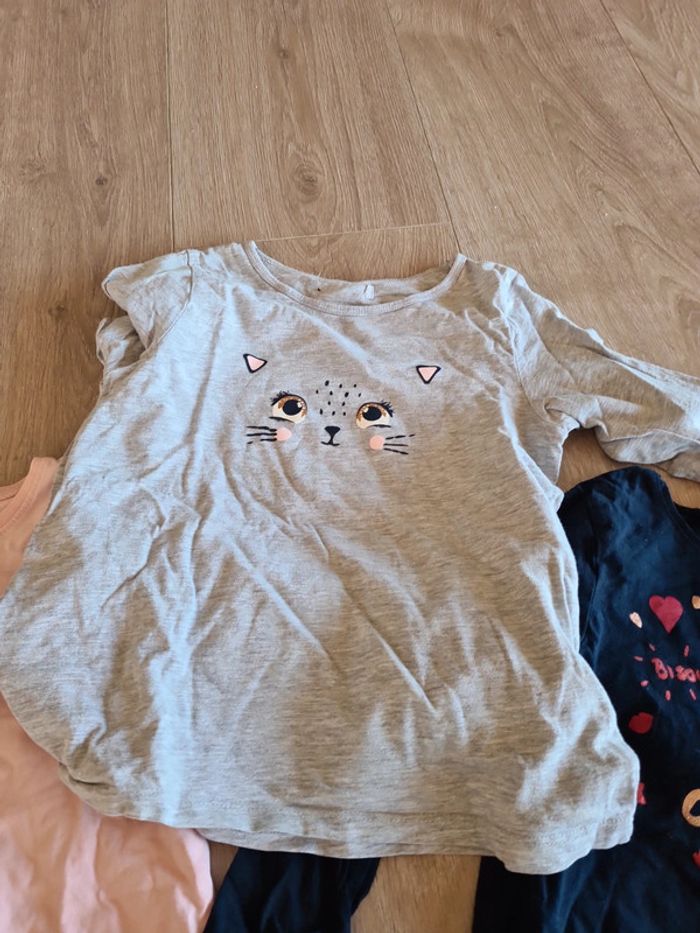 Lot t shirt 8ans okaidi disney - photo numéro 5