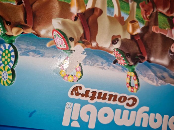 Playmobil 5425 - famille des montagnes avec vaches - photo numéro 14