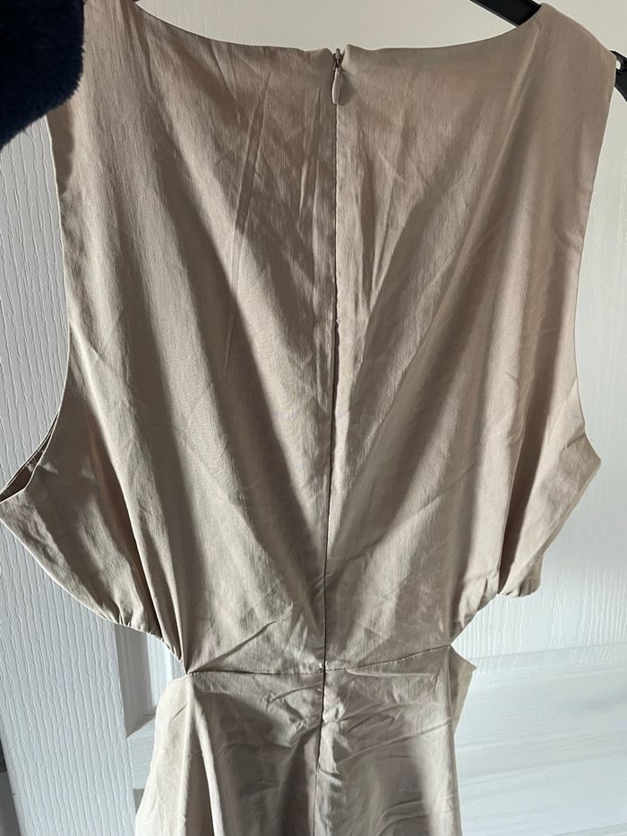 Robe Zara neuve - photo numéro 3