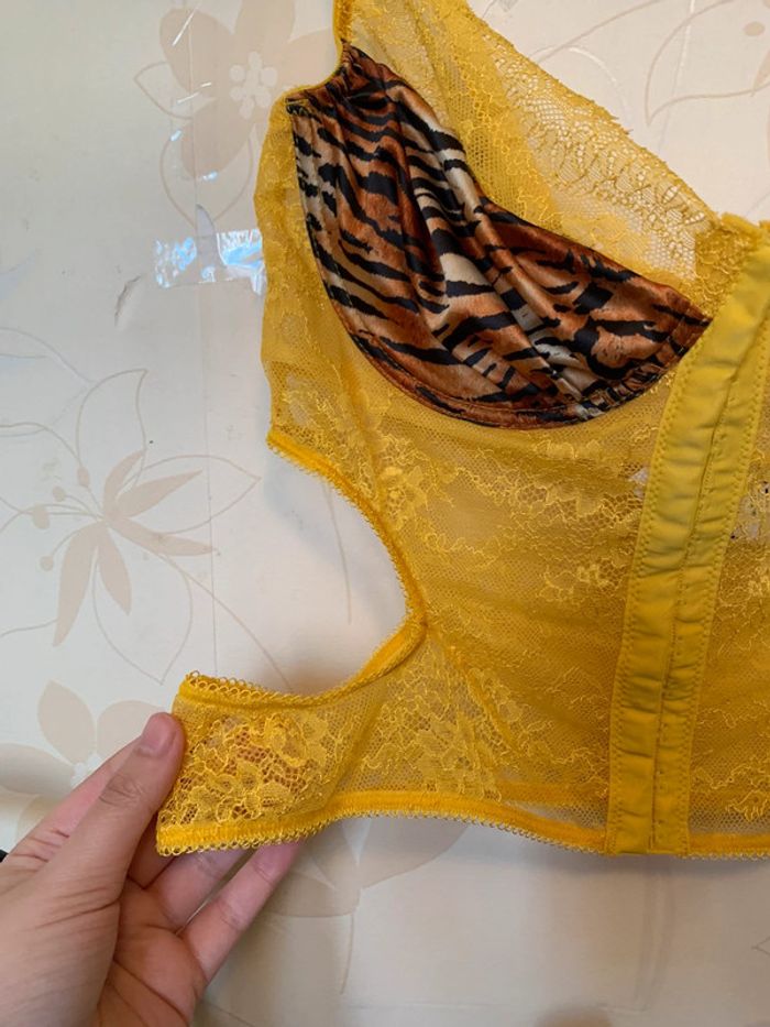 Bustier jaune imprimé tigre • 95B - photo numéro 4
