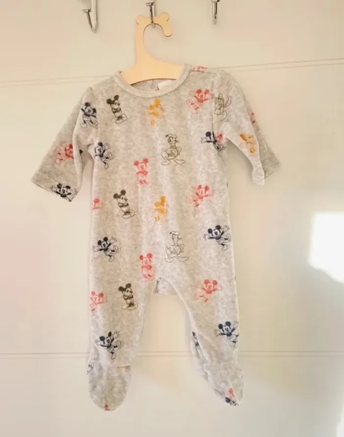 Pyjama Disney NEUF Mickey - photo numéro 2