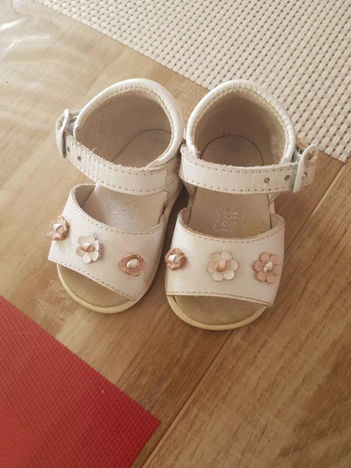 Chaussure bébé fille - photo numéro 2