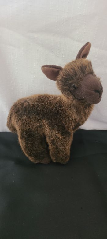 Peluche lama alpaga marron douce au toucher Dowman