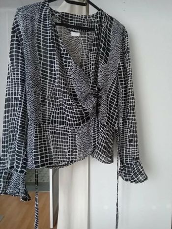 Blouse légère croisée devant taille L