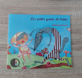 Les petits gants de laine - lire c'est partir 