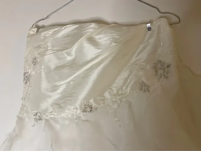 Robe de mariée - photo numéro 2