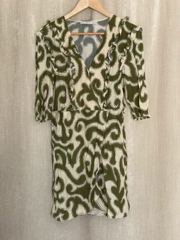 Robe kaki et beige