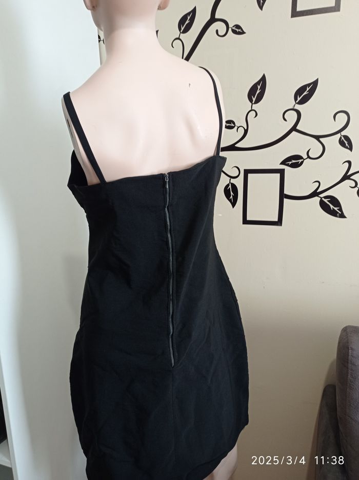 robe noire de Tati c'est chic38 *Spécial FETE* ref 469 P18 - photo numéro 3