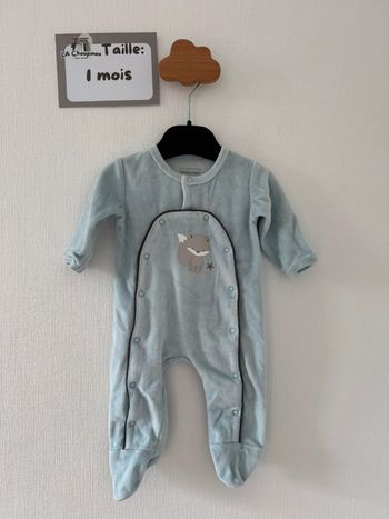 Pyjama / dors bien / grenouillère - taille 1 mois 🌼
