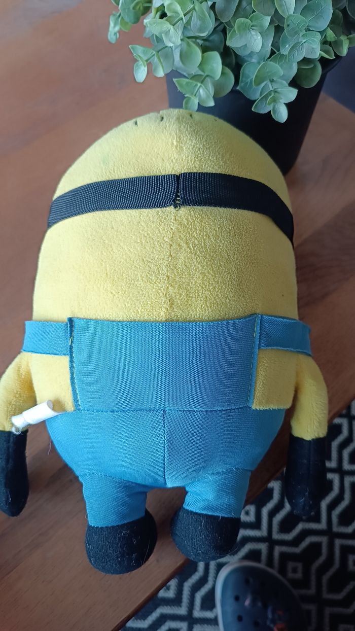 Peluche minion - photo numéro 2