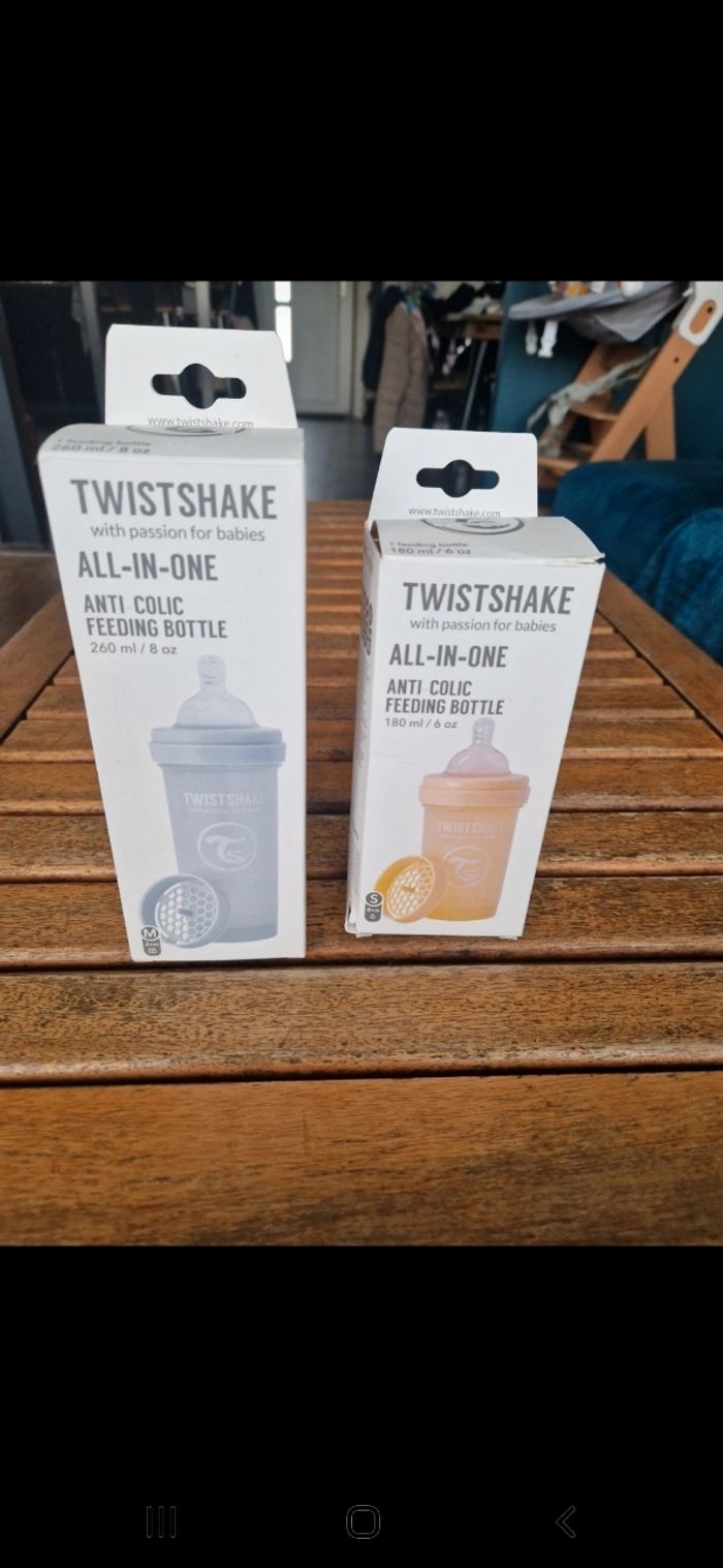 Lot de 2 biberons twistshake