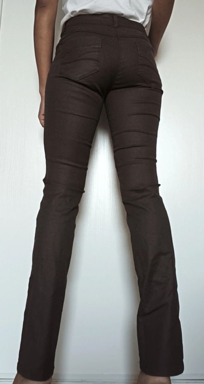 Pantalon marron ciré cache cache T38 - photo numéro 3