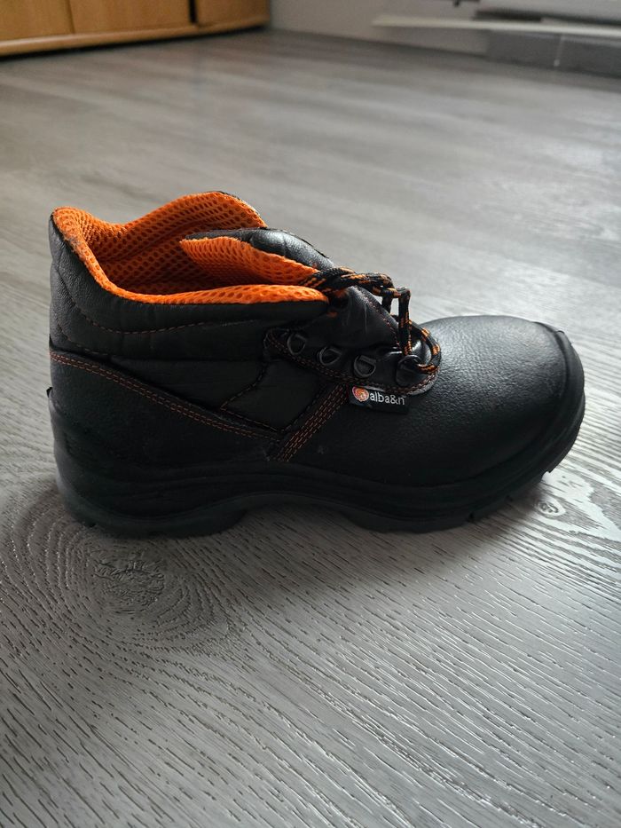 Chaussure sécurité T40 - photo numéro 3