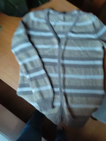 Gilet sans bouton grain de malice rayé blanc beige or