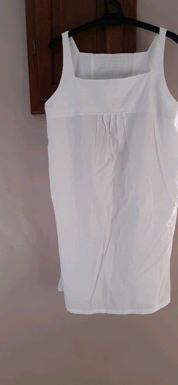 Robe légère taille 3 cyrillus neuf