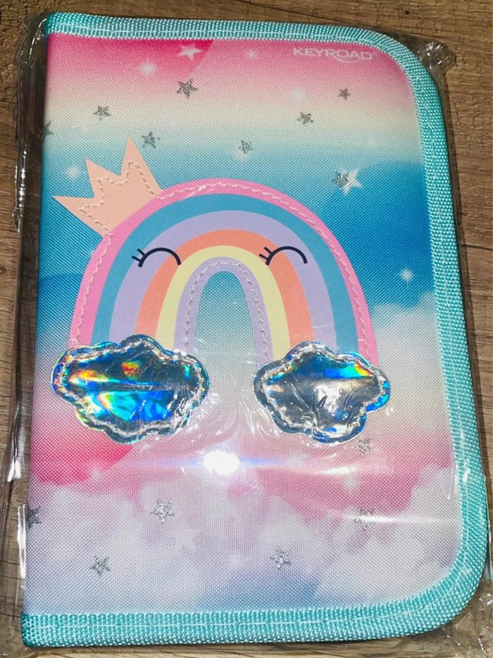 Trousse Garnie arc-en-ciel