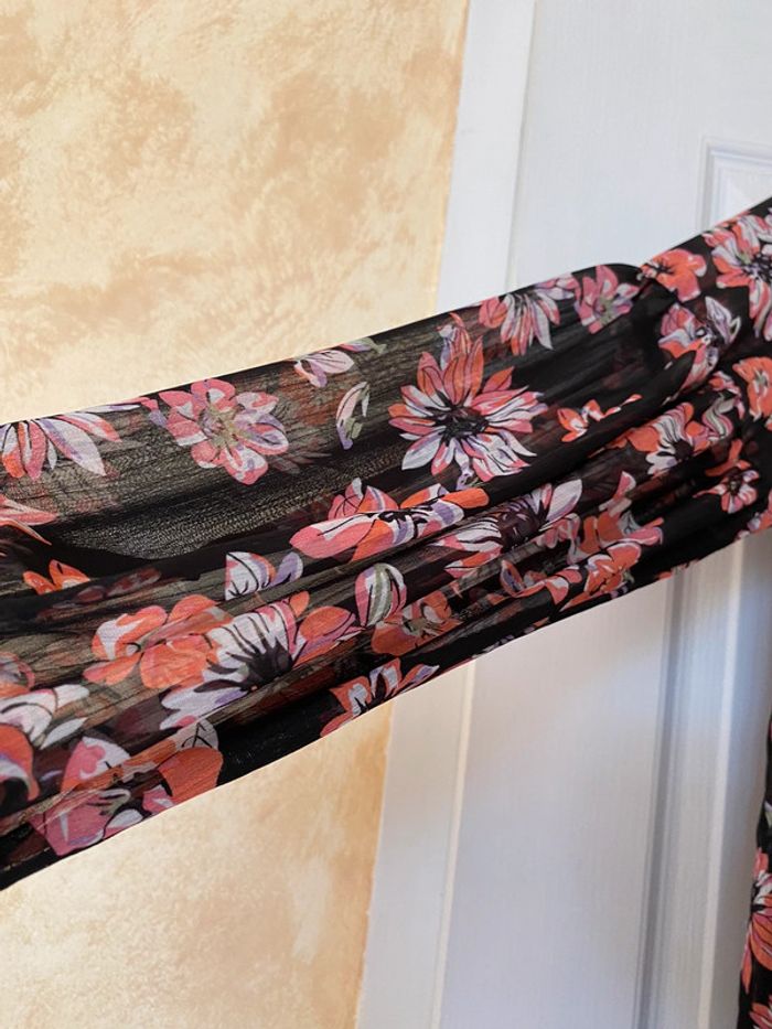 Jolie robe tissu fluide doublée - photo numéro 3