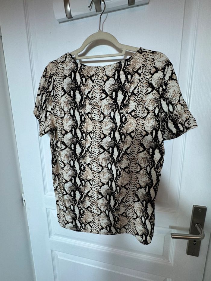 Blouse manches courtes neuve - photo numéro 2