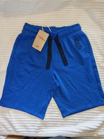 Bermuda DPAM 8 ans neuf 