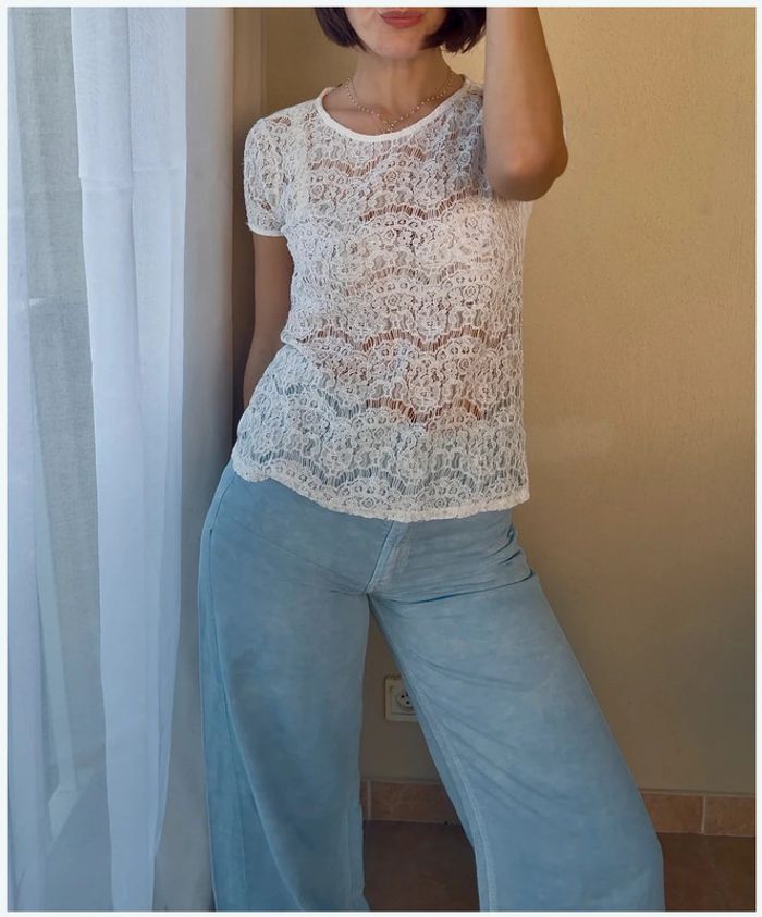 Tee shirt en dentelle Esprit taille S parfait etat