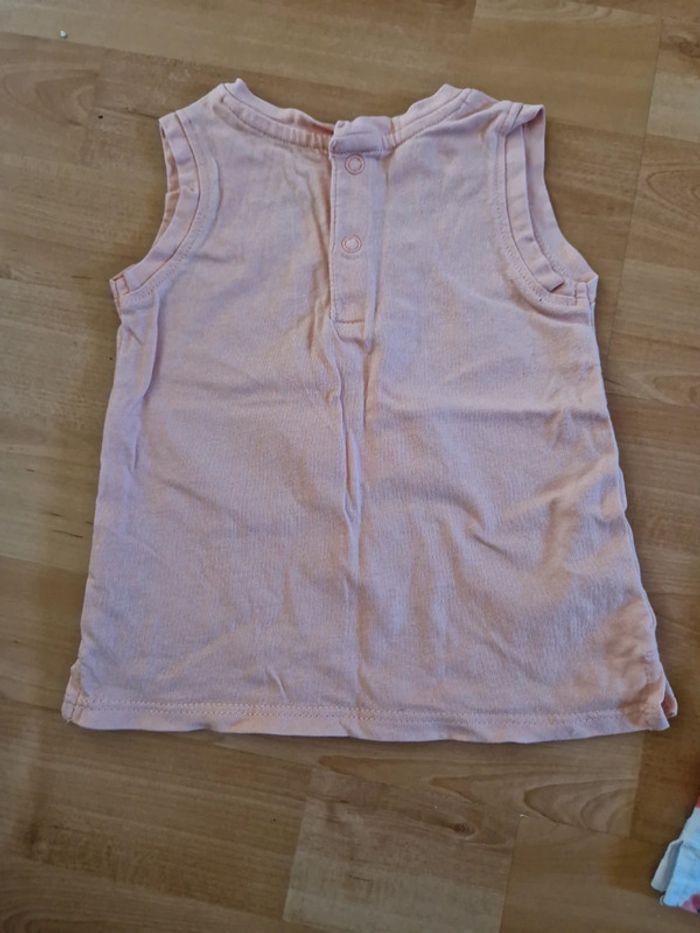 Lot 2 tshirt 6mois - photo numéro 5