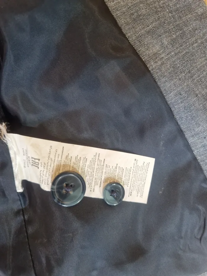 Veste de costume garçon 6 ans - État neuf - photo numéro 5