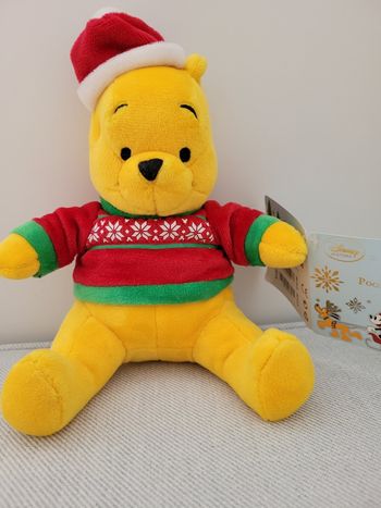 Peluche Winnie l'ourson de Noël Disney NEUVE