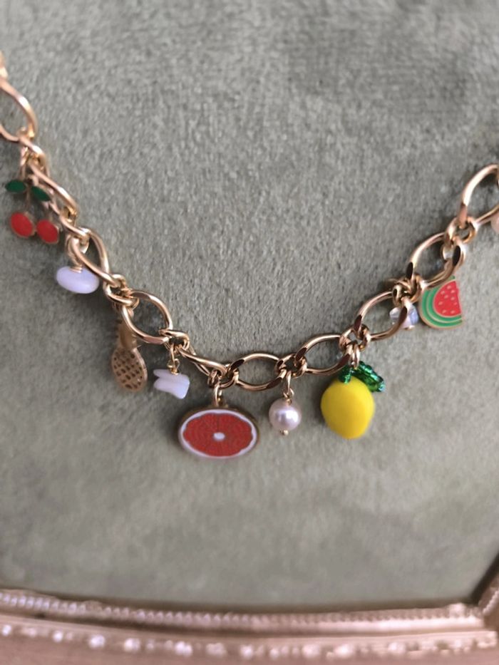 Collier breloques - photo numéro 3