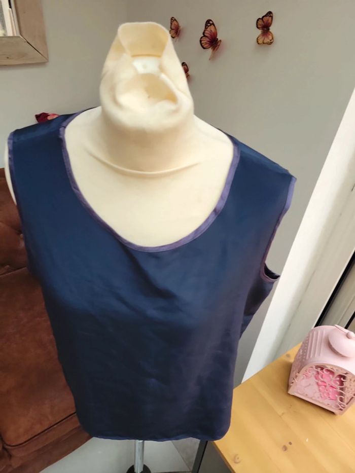 T shirt fluide bleu marine taille 46 - photo numéro 2