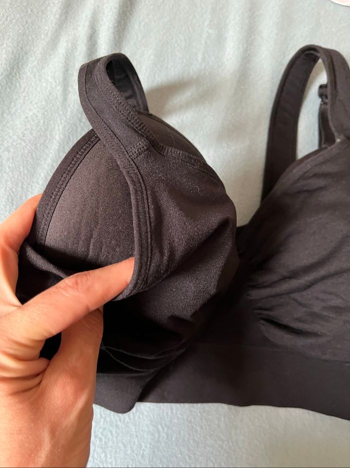 Lot 3 brassières Taille 36 - photo numéro 2