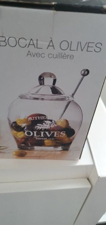 Bocal avec cuillère