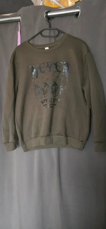 Pull kaki tête de mort M