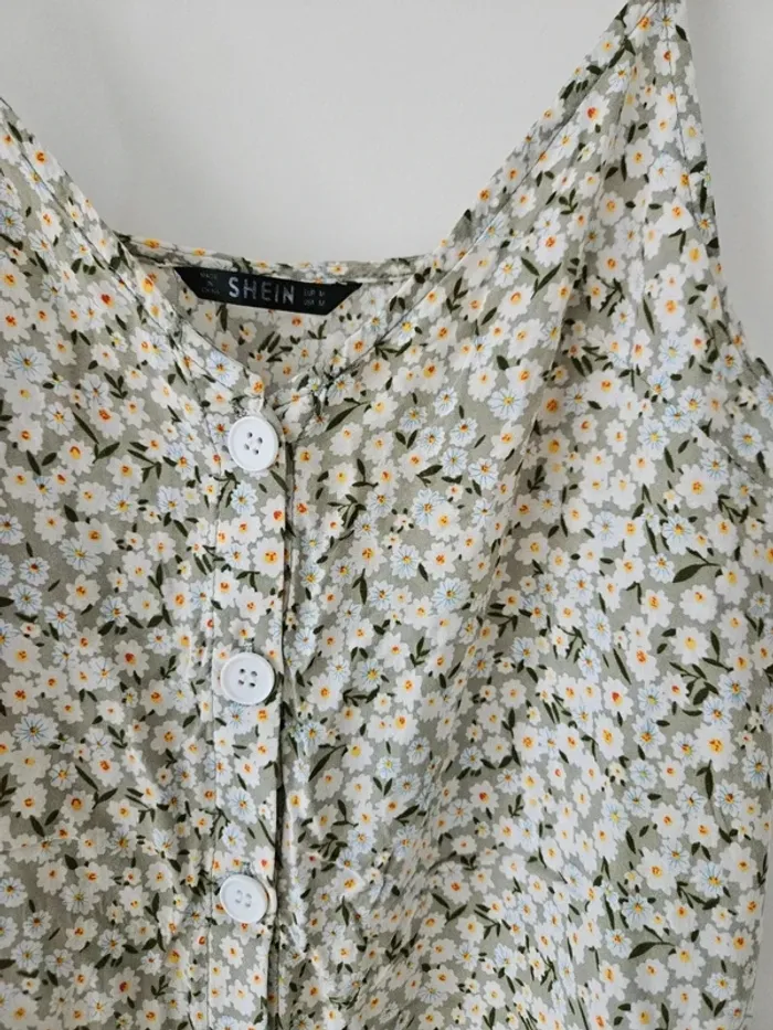 Robe d'été fleurie a fines bretelles Shein taille M / 38 - photo numéro 2