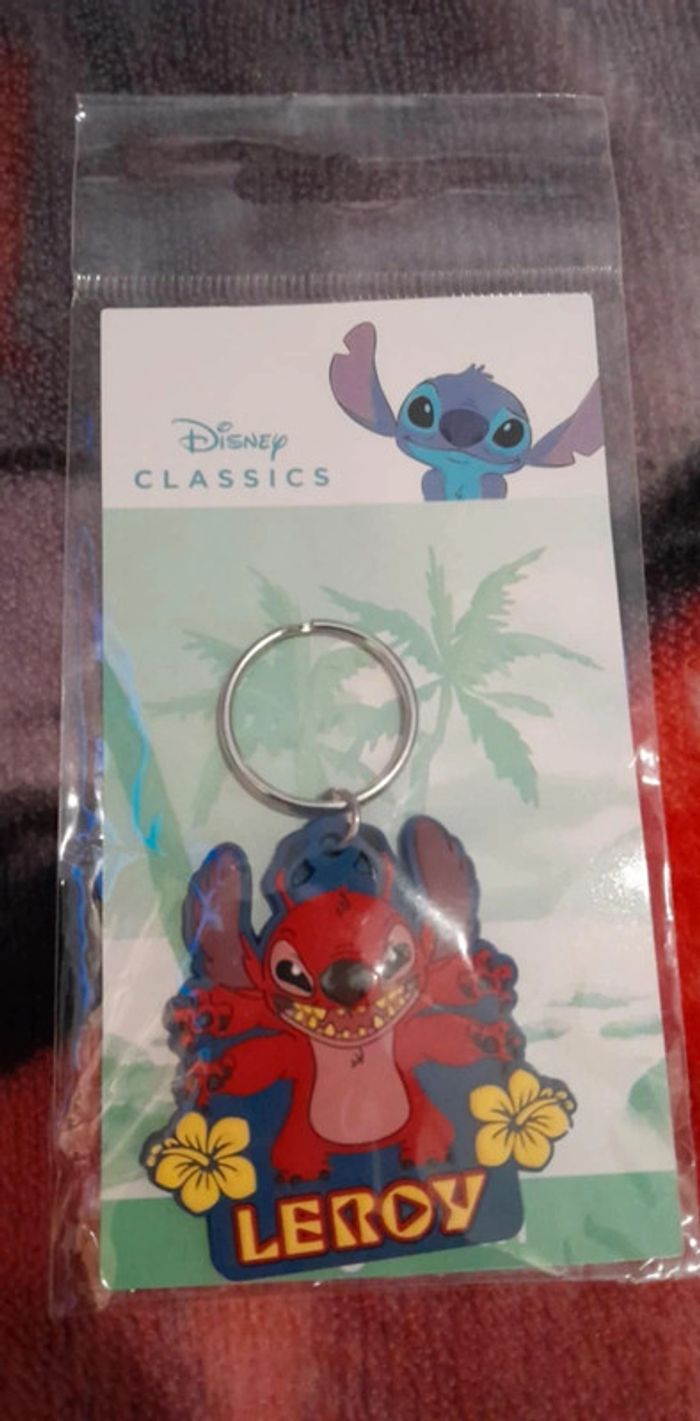 2 porte clé stitch et leroy