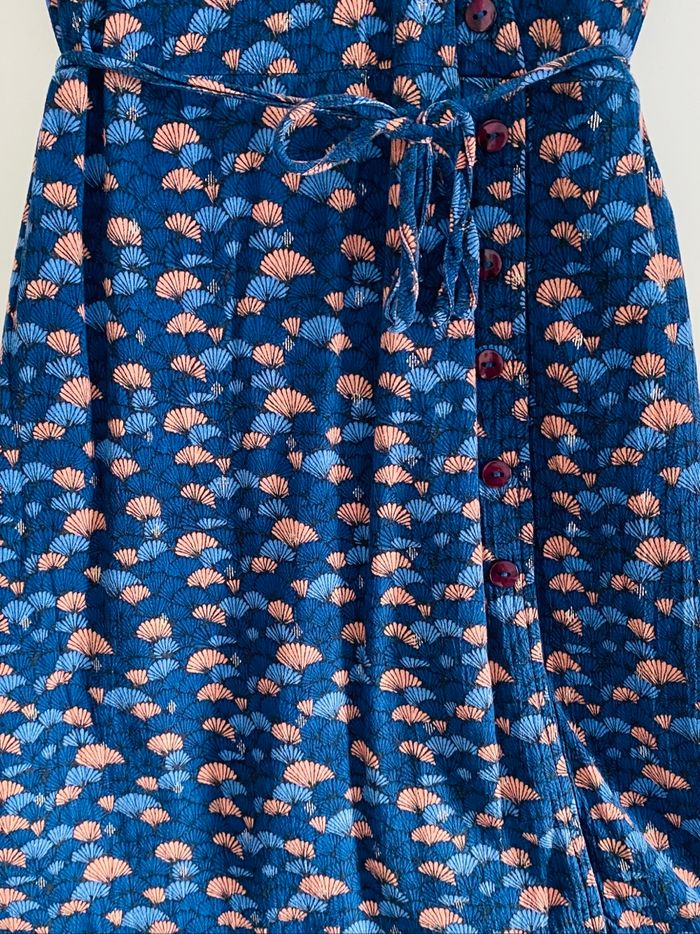 Robe bleue à motifs roses - photo numéro 8