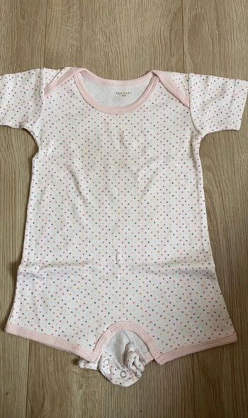 Body combishort fille 9 mois