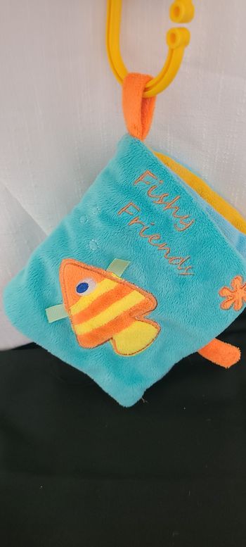 Livre peluche d'éveil de la mer