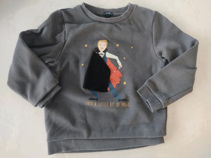 Sweat taille 6 ans - photo numéro 2